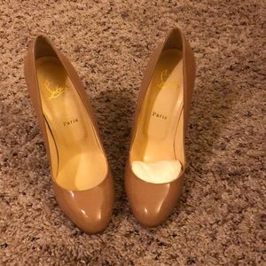 Brand new Christian Louboutin Nude Fififa 100mm